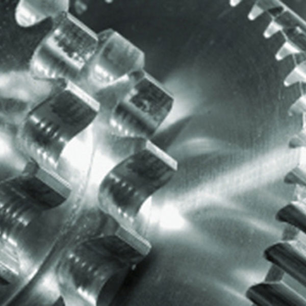 Turbo Jato, uma empresa líder no fornecimento de uma ampla gama de serviços de shot peening para peças de metal.